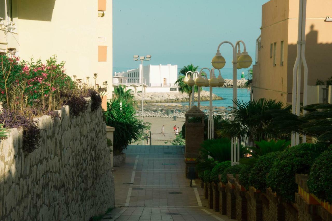 Puerto Marina - Primera Linea Appartement Benalmádena Buitenkant foto